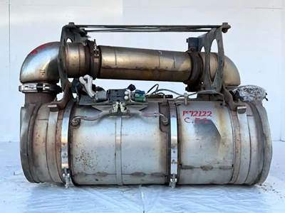 Freightliner Cascadia 113 DPF Filter