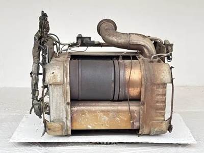 Freightliner Cascadia 113 DPF Filter