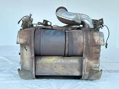 Freightliner Cascadia 116 DPF Filter for a 2022 Freightliner Cascadia 116 Day Cab