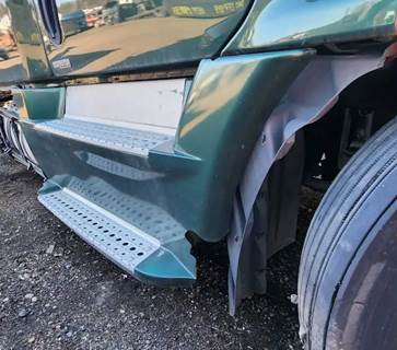 Freightliner Cascadia 125 DPF Filter