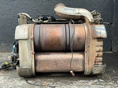 Freightliner Cascadia 125 DPF Filter