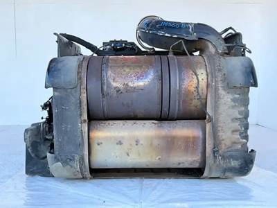 Freightliner Cascadia 125 DPF Filter