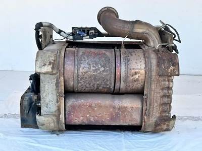 Freightliner Cascadia 125 DPF Filter