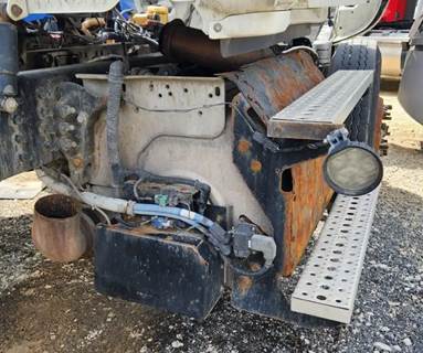 Freightliner Cascadia 125 DPF Filter