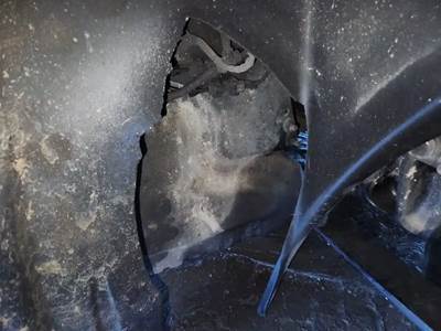 Freightliner Cascadia 126 DPF Filter