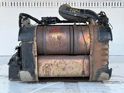 Freightliner Cascadia 126 DPF Filter