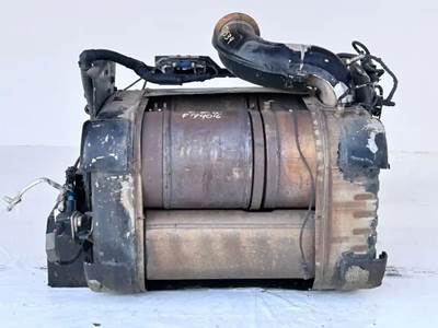 Freightliner Cascadia 126 DPF Filter