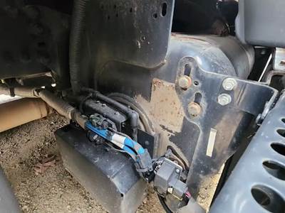 Freightliner Cascadia 126 DPF Filter