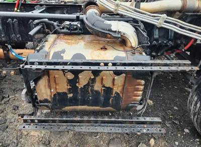 Freightliner Cascadia 126 DPF Filter