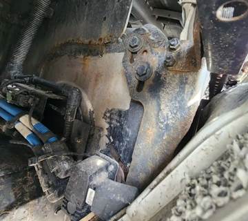 Freightliner Cascadia 126 DPF Filter