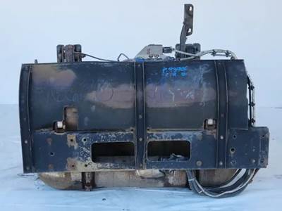 Freightliner Coronado 132 DPF Filter for a 2015 Freightliner Coronado 132 Glider