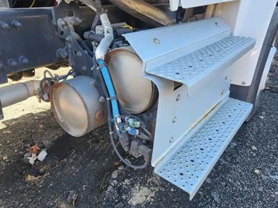 Freightliner M2 106 DPF Filter