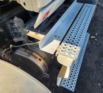 International LT625 DPF Filter