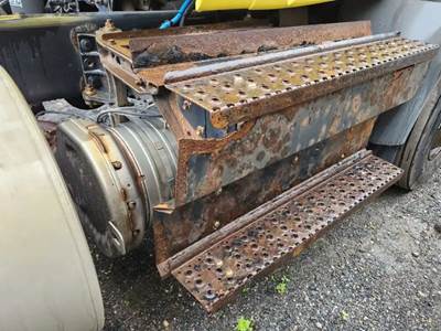 International RH613 DPF Filter