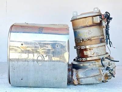 Mack Pinnacle CHU613 DPF Filter for a 2013 Mack CHU613