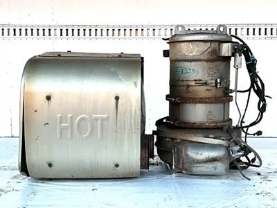 Mack Pinnacle CXU612 DPF Filter for a 2013 Mack CXU612