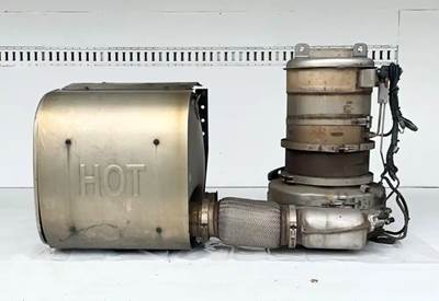 Mack Pinnacle CXU612 DPF Filter for a 2013 Mack CXU612