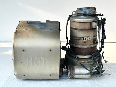 Mack Pinnacle CXU612 DPF Filter for a 2013 Mack CXU612