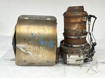 Mack Pinnacle CXU612 DPF Filter for a 2011 Mack CXU612