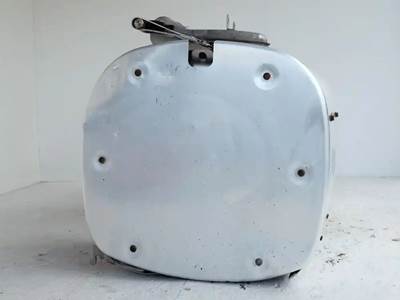 Mack Pinnacle CXU612 DPF Filter for a 2015 Mack CXU612