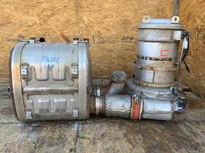 Mack Pinnacle CXU613 DPF Filter for a 2016 Mack CXU613