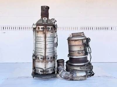 Mack Pinnacle CXU613 DPF Filter for a 2013 Mack CXU613