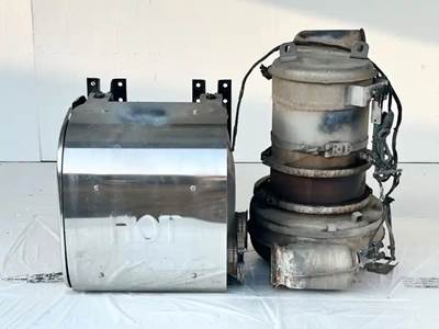 Mack Pinnacle CXU613 DPF Filter for a 2016 Mack CXU613