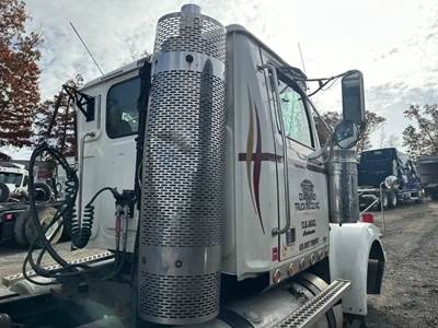 Western Star 4900FA DPF Filter for a 2010 Western Star 4900 FA