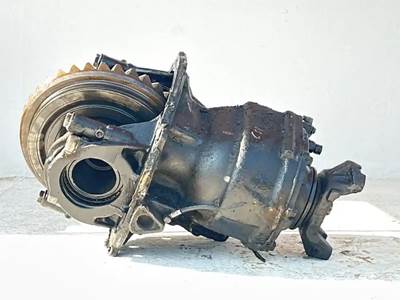 Detroit Differential Core for a Freightliner Cascadia 116 Day Cab