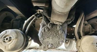 Axle Alliance RT40-4N Front Differential for a 2006 Freightliner M2 106