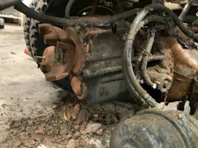 Dana-Spicer D23-170 Front Differential for a 2016 Peterbilt 320