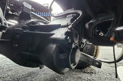 Dana-Spicer D40-155 Front Differential for a 2018 Peterbilt 579