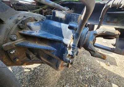 Dana-Spicer D40-155 Front Differential for a 2020 International LT625