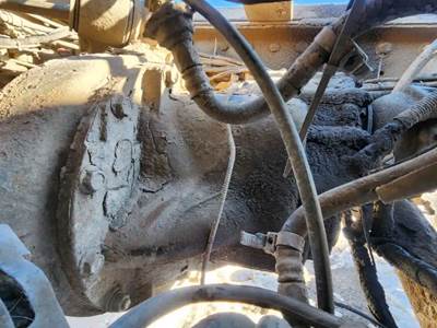 Dana-Spicer D46-170 Front Differential for a 2006 Peterbilt 357