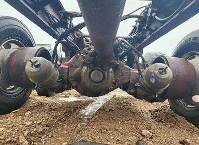 Dana-Spicer D46-170 Complete Axle-Front Rears for a 2013 Peterbilt 320