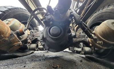 Dana-Spicer D46-170DHP Front Differential for a 2016 Peterbilt 365