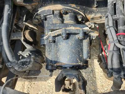 Dana-Spicer DD405 Front Differential for a 2020 Freightliner Coronado 132 Glider
