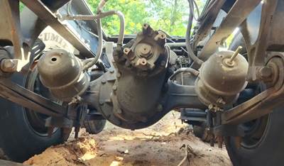Dana-Spicer DS404 Front Differential for a 2015 International PROSTAR