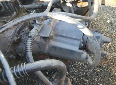 Dana-Spicer DS404 Front Differential for a 1999 Kenworth T800