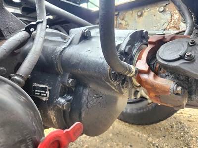 Dana-Spicer DS404 Front Differential for a 2007 International 8600
