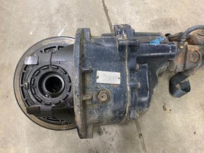 Dana-Spicer DSP40 Front Differential for a 2005 Peterbilt 387