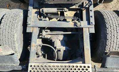 Dana-Spicer DSP40 Front Differential for a 2015 Kenworth T680