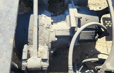 Dana-Spicer DSP40 Front Differential for a 2015 Kenworth T680