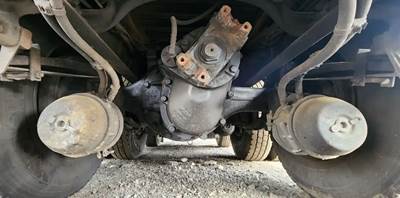 Dana-Spicer DSP40 Front Differential for a 2013 Peterbilt 386