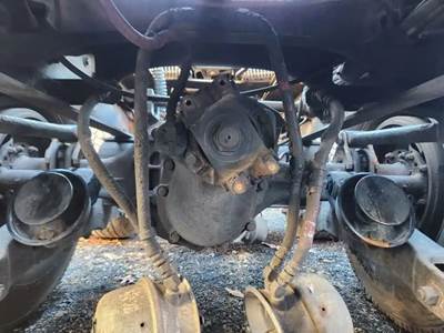 Dana-Spicer DSP40 Front Differential for a 2005 Kenworth W900