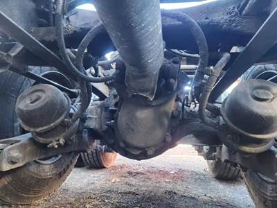 Dana-Spicer DSP40 Front Differential for a 2007 Kenworth T600