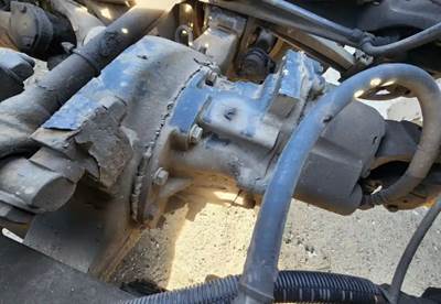 Dana-Spicer DSP40 Front Differential for a 2012 Kenworth T660