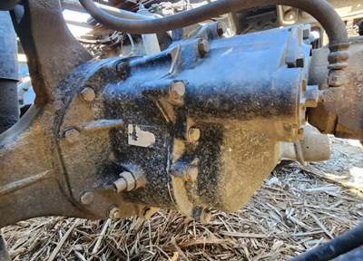 Dana-Spicer DSP40 Front Differential for a 2017 Peterbilt 365