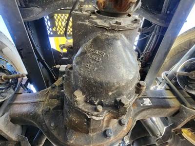 Dana-Spicer DSP40 Front Differential for a 2025 Peterbilt 579