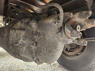 Dana-Spicer DSP41 Front Differential for a 2017 Peterbilt 348